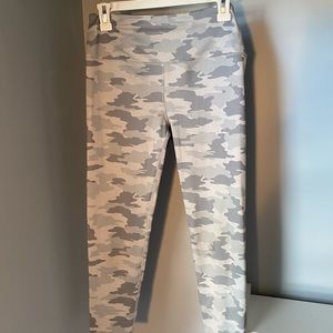 camo leggings